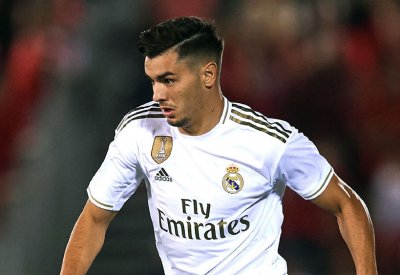 ريال مدريد يضع شرطا لبيع مهاجمه إلى ميلان