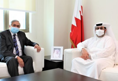 الرئيس التنفيذي لهيئة تنظيم سوق العمل يبحث توثيق التعاون والتنسيق العمالي مع الفلبين