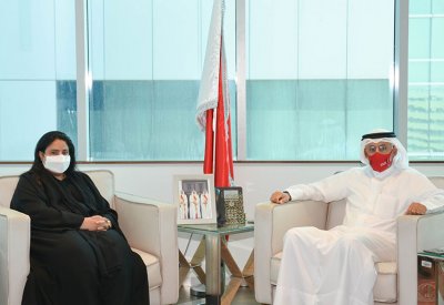 وزير الصناعة يجتمع بالأمين العام لمجلس التعليم العالي