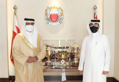 وزير الداخلية يستقبل الموظف عثمان العوضي الفائز في بطولة الأردن الدولية للقدرة