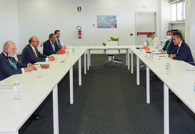وزير الخارجية يجتمع مع وزير خارجية الجمهورية الإيطالية في مدينة روما