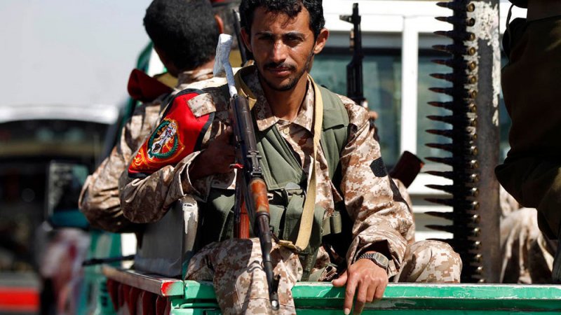 الحديدة.. فشل حوثي في إطلاق باليستي يحدث كارثة بصفوف ميليشياتها