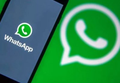 بعد تعديل الرسائل الصوتية.. "واتساب" يتراجع