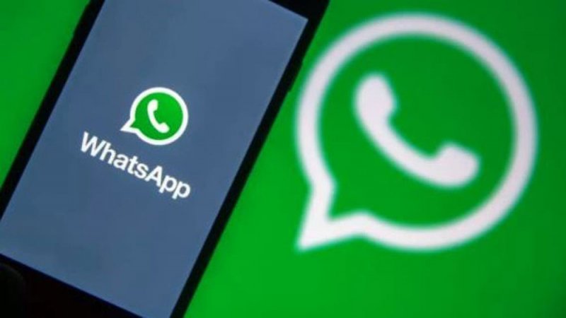 بعد تعديل الرسائل الصوتية.. "واتساب" يتراجع