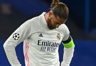 على طريقة ريال مدريد.. باريس سان جيرمان يقدم عرضه لراموس