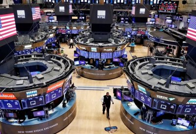 خامس مكسب فصلي لمؤشرات "وول ستريت".. "S&P 500" يواصل تحطيم الأرقام القياسية