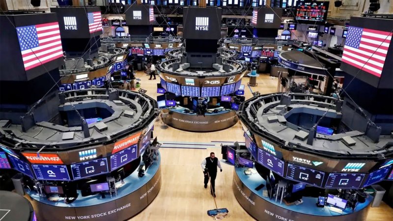 خامس مكسب فصلي لمؤشرات "وول ستريت".. "S&P 500" يواصل تحطيم الأرقام القياسية