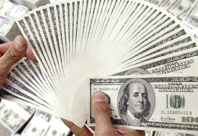زوجان فتحا حسابهما.. ووجدا 50 مليار دولار