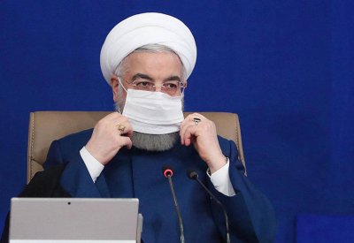 إيران.. الرئيس يحذر من موجة كورونا الخامسة