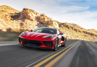 Corvette C8 2021 الرائعة الجديدة