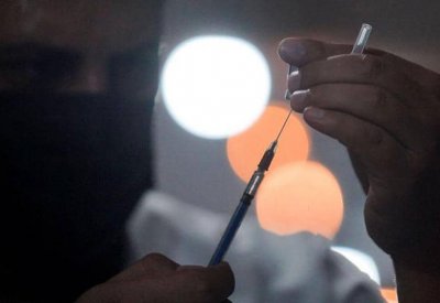 الأردن.. "أعراض غريبة" على شخص تلقى لقاحين مختلفين ضد كورونا