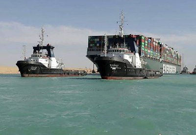 هيئة قناة السويس تؤكد الإفراج عن سفينة "إيفرغيفن" يوم الأربعاء
