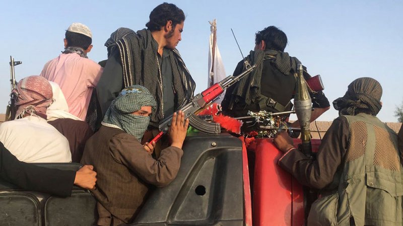 طالبان تتغول.. والقوات الأفغانية تخطط لهجوم مضاد