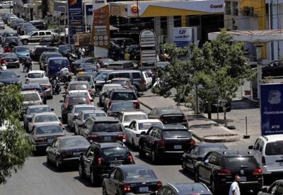 لبنان.. خلاف أمام محطة للوقود يتطور إلى إطلاق نار