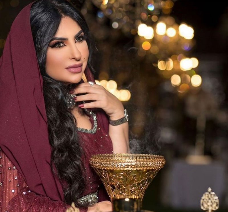 طلاق الفنانة زينب العسكري.. إشاعة