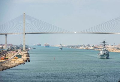 مصر تمضي في إقامة أضخم مجمع للبتروكيماويات في المنطقة بـ7.5 مليار دولار