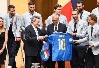 "مكافأة سخية".. هذا المبلغ لكل لاعب بمنتخب إيطاليا