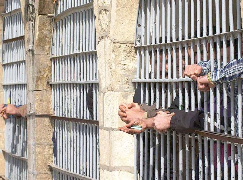 طهران.. مباحثات مع واشنطن لتبادل سجناء