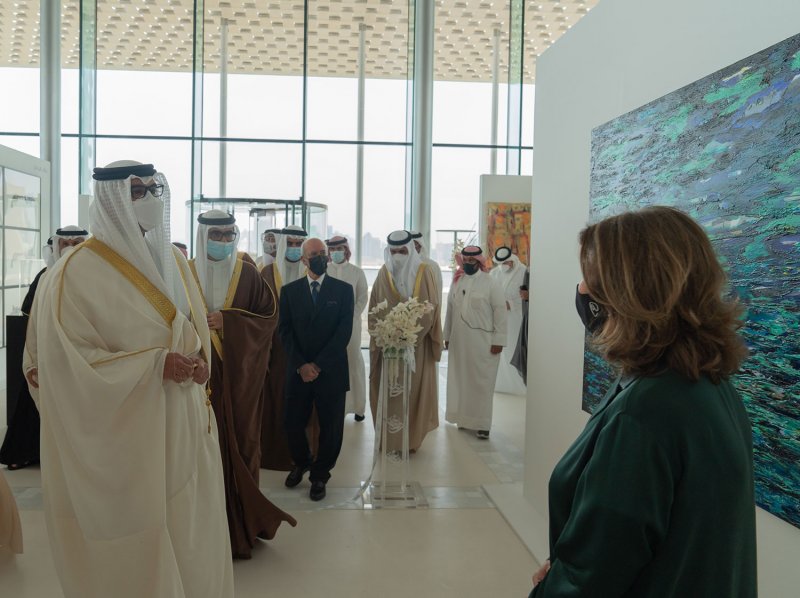 سمو الشيخ عيسى بن سلمان بن حمد آل خليفة يفتتح معرض البحرين السنوي للفنون التشكيلية السابع والأربعين
