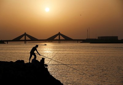 نواب: نعم لتنظيم مهنة الصيد ولا لقطع الأرزاق