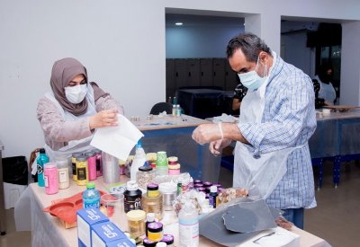 الحرف والصناعات التقليدية والإبداعية يعاود نشاطه في مركز الجسرة