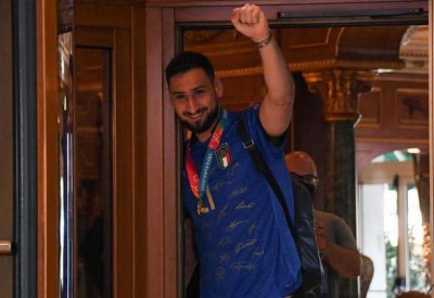 بعد ضم دوناروما.. 9 حراس في باريس سان جرمان