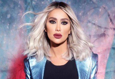 مايا دياب تفوز بلقب أيقونة الموضة