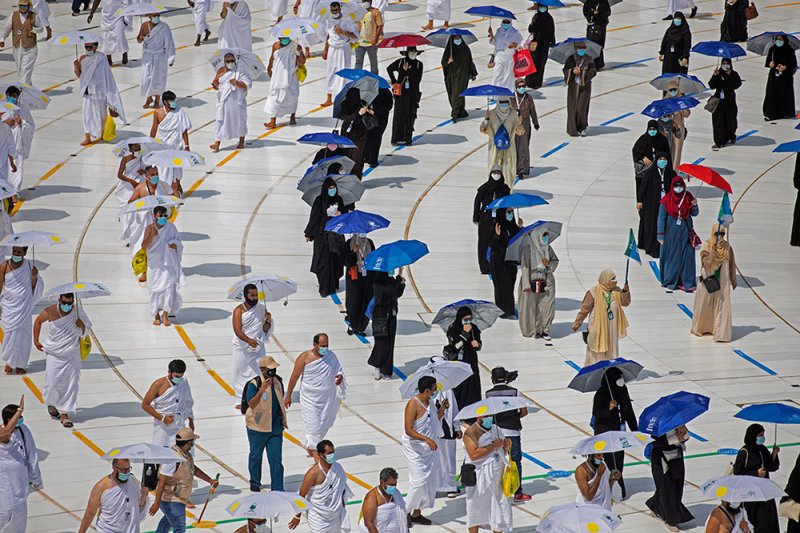 الدفعة الأولى من الحجاج تصل مكة