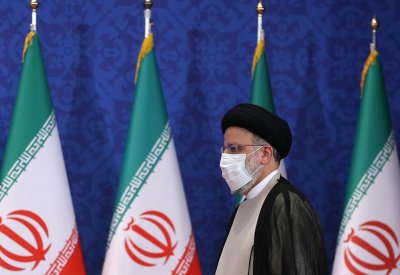 برلمان إيران: حكومة رئيسي ستلتزم بالاتفاق النووي