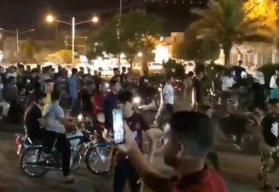 احتجاجات الأهواز.. برلمانيون يبررون قتل المتظاهرين