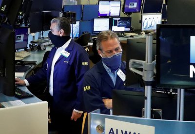 الأسهم الأميركية تزيد خسائرها.. ومؤشر داو جونز الصناعي يهبط 2%
