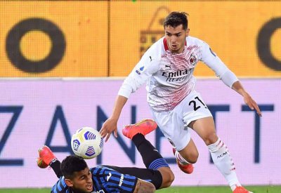 رسميًا.. ريال مدريد يُعير دياز إلى ميلان