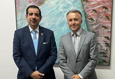 سفير البحرين لدى جمهورية بلغاريا يجتمع مع رئيس إدارة الشرق الأوسط وشمال أفريقيا بالخارجية البلغارية