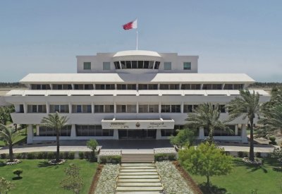 خفر السواحل: أمن السواحل القطري يلقي القبض على بحرينيين وأربعة آسيويين بعد حجز قاربيهما