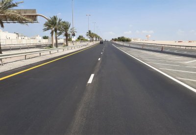 "شؤون الأشغال": 80 % نسبة الإنجاز بأعمال إعادة تأهيل شارع الشيخ خليفة بن سلمان