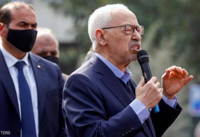 الغنوشي يعتصم أمام البرلمان التونسي "المغلق"