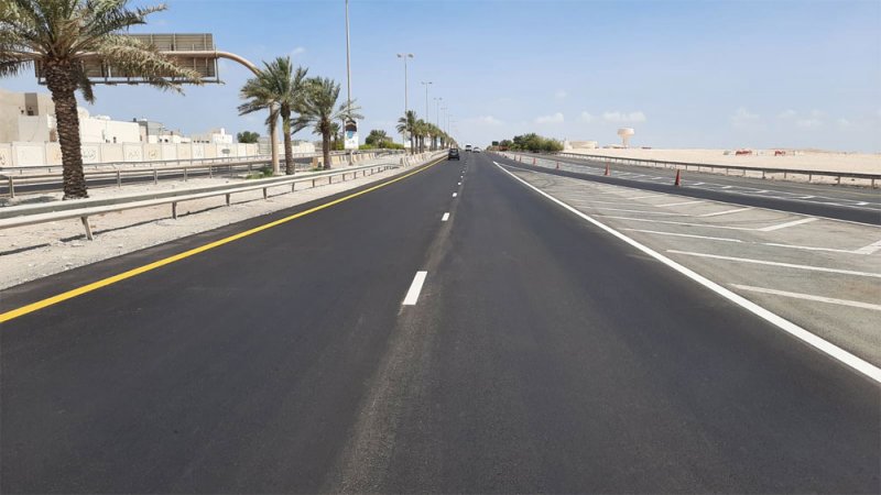 "شؤون الأشغال": 80 % نسبة الإنجاز بأعمال إعادة تأهيل شارع الشيخ خليفة بن سلمان