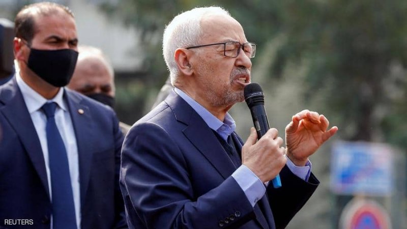 الغنوشي يعتصم أمام البرلمان التونسي "المغلق"