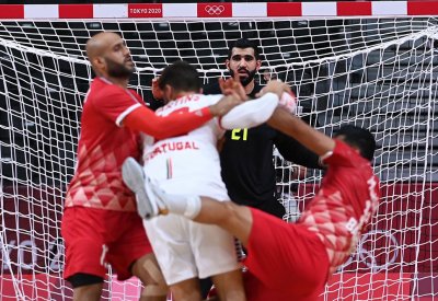 رجال اليد يواجهون الدنمارك أبطال العالم