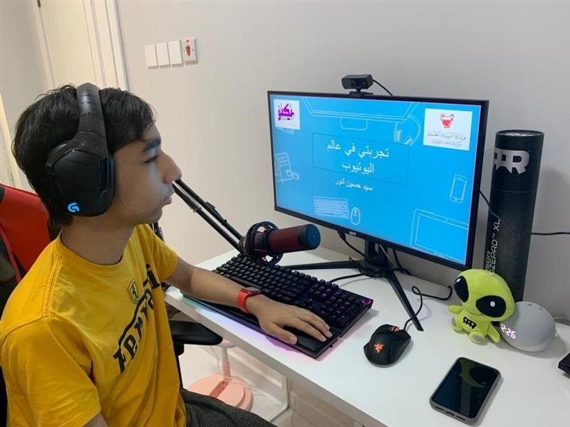 طالب كفيف مبدع يقدم ورشة تكنولوجية لـ63 طالب