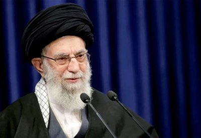 خامنئي يحمّل واشنطن مسؤولية توقف مفاوضات فيينا