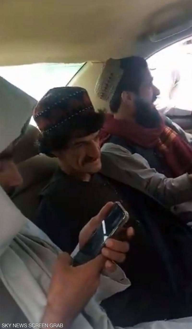 طالبان تعدم ممثلا أفغانيا شهيرا