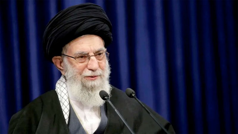 خامنئي يحمّل واشنطن مسؤولية توقف مفاوضات فيينا