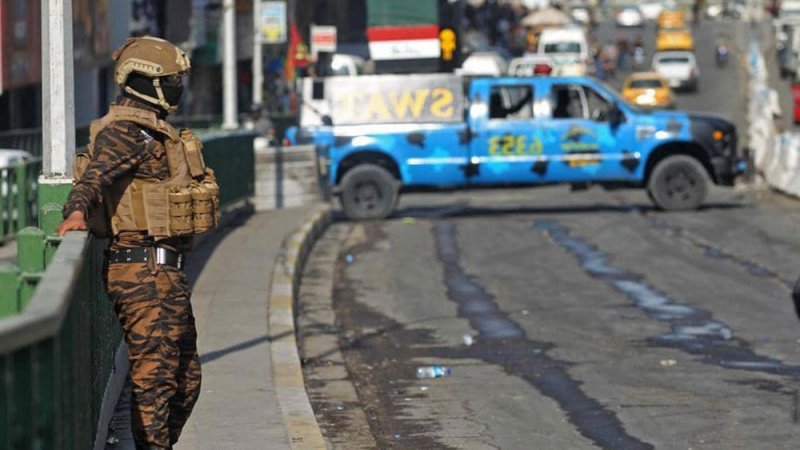 "ركلة ضابط أنهت حياته"..غضب بالعراق إثر وفاة شاب تحت التعذيب