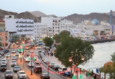 عُمان: استمرار العمل بالحظر الجزئي حتى إشعار آخر