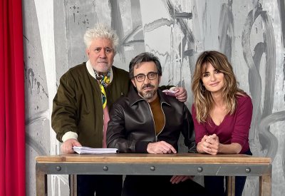 "Parallel Mothers" يفتتح مهرجان فينسيا