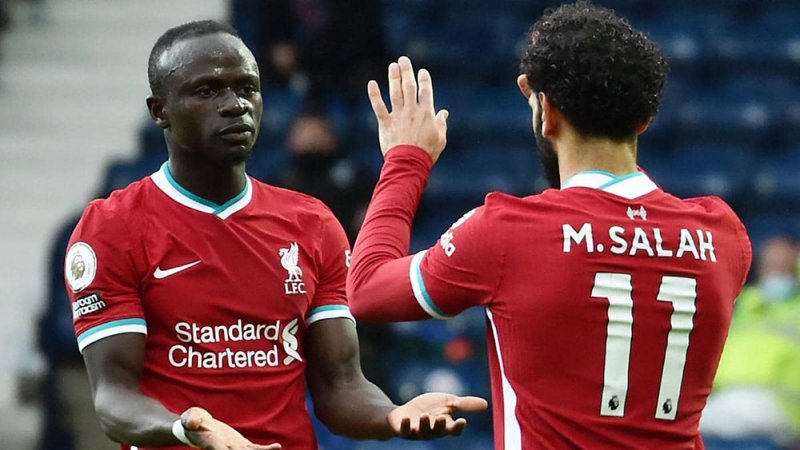 ليفربول يبحث عن بدلاء لتعويض غياب صلاح وماني