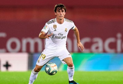 كورونا يواصل ضرب ريال مدريد بإصابة جديدة