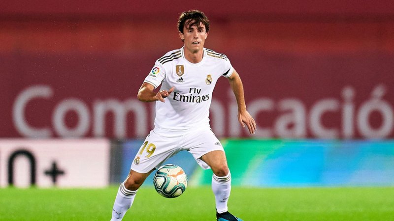 كورونا يواصل ضرب ريال مدريد بإصابة جديدة