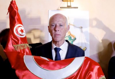 اعتقالات في صفوف النهضة.. سعيّد: القانون أولاً